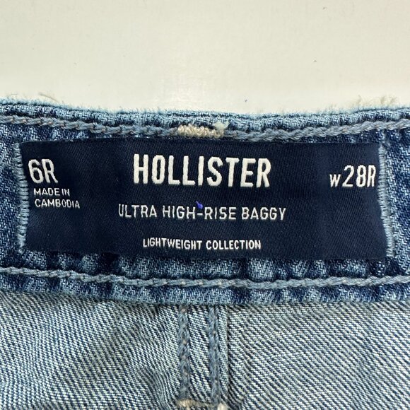 Hollister Ultra High Rise Baggy Women's size 6 Dark Wash Blue Denim Jeans - Picture 3 of 5